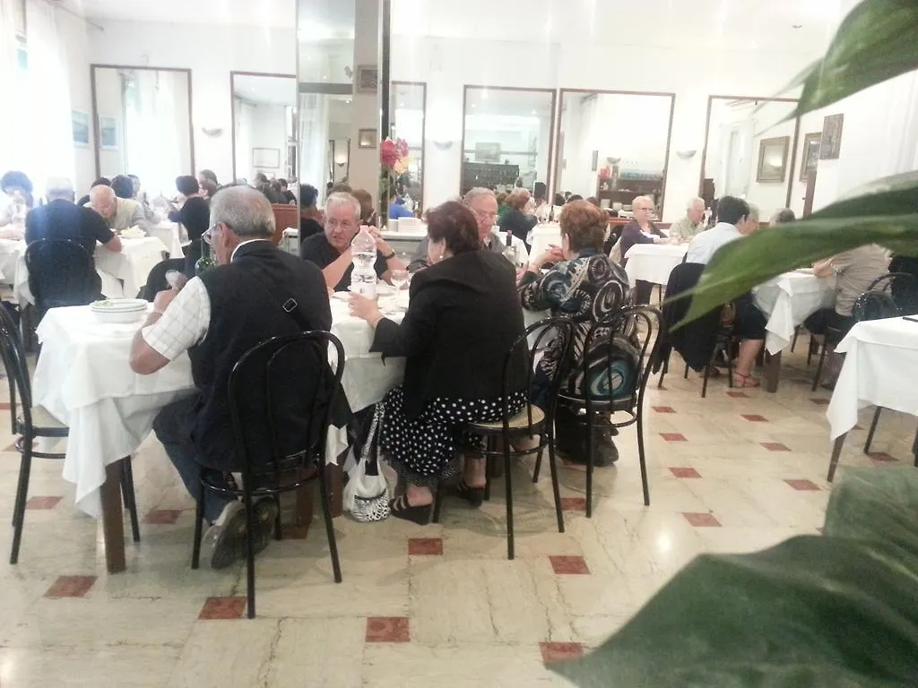 Hotel Tonfoni Montecatini Terme Italien