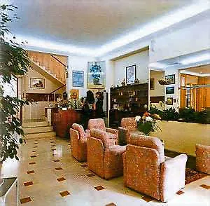 Hotel Tonfoni Montecatini Terme 3*,